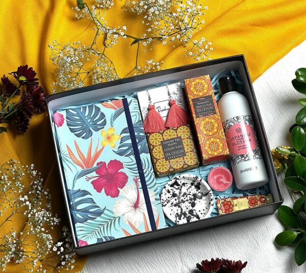 Executive Class Women’s Gift Box